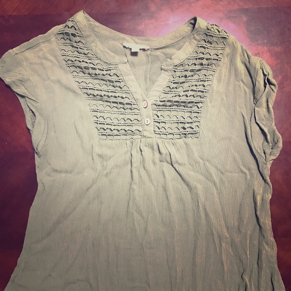 Tj Maxx Tops - Olive top with crochet detailing